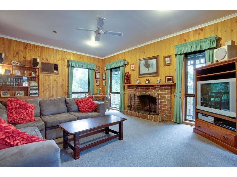 302 Forest Road, The Basin VIC 3154