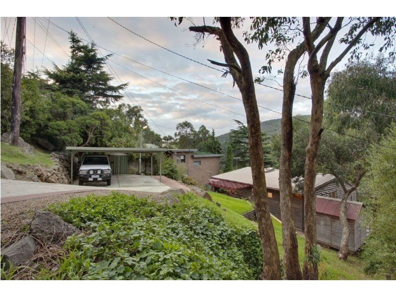 12 Grandview Crescent, Upper Ferntree Gully VIC 3156