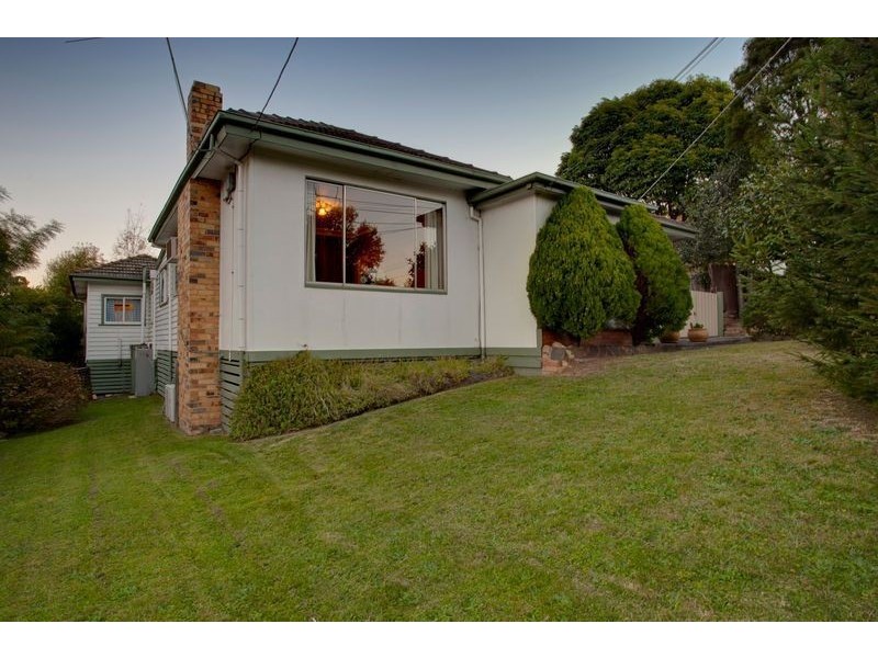 2 Margot Street, Ferntree Gully VIC 3156
