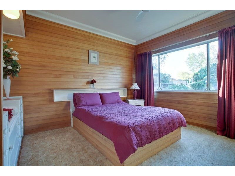 2 Margot Street, Ferntree Gully VIC 3156