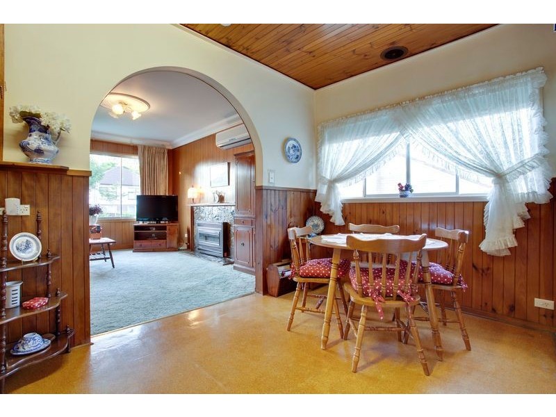 2 Margot Street, Ferntree Gully VIC 3156