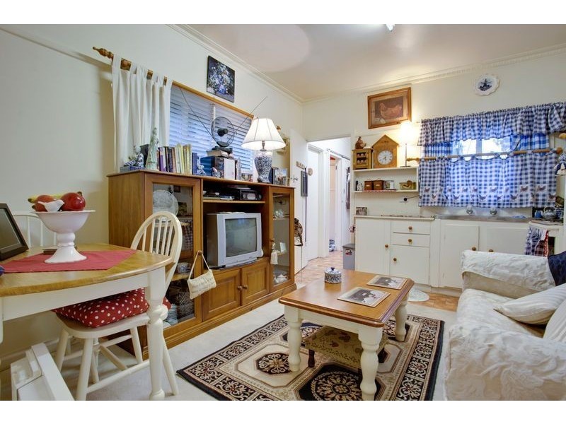 2 Margot Street, Ferntree Gully VIC 3156