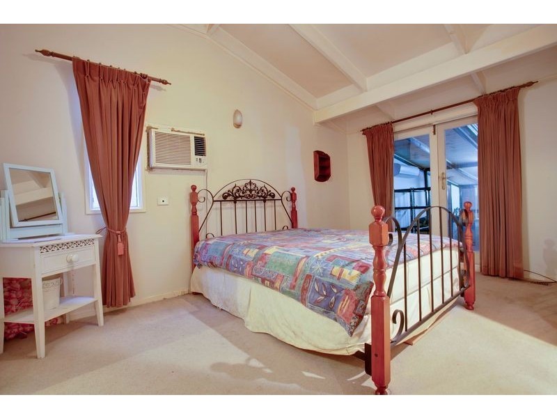 17 Moncoe Street, Boronia VIC 3155