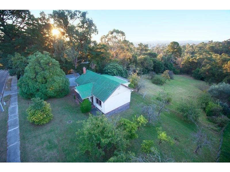 15 Stewart Street, Boronia VIC 3155