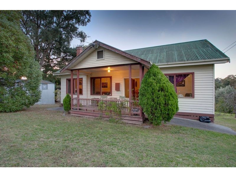15 Stewart Street, Boronia VIC 3155