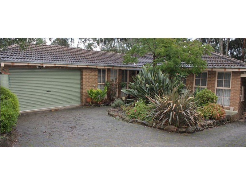 135 Rolling Hills Road, Chirnside Park VIC 3116