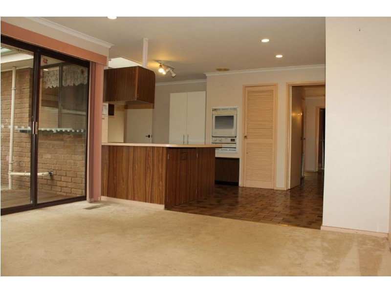 135 Rolling Hills Road, Chirnside Park VIC 3116