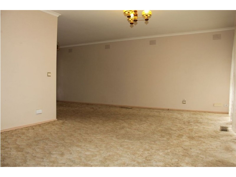 135 Rolling Hills Road, Chirnside Park VIC 3116