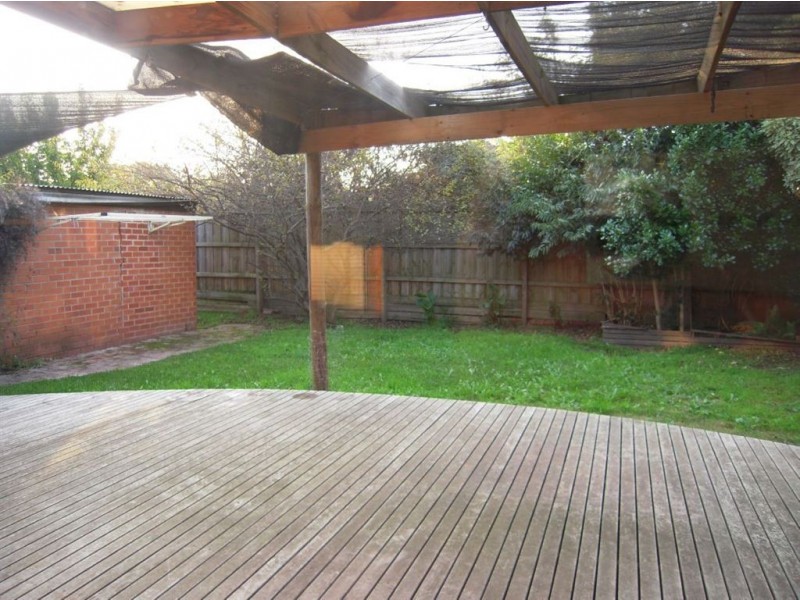 1 Ronald Street, Ringwood VIC 3134