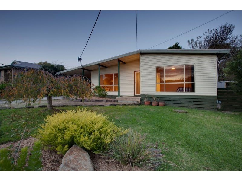 7 Suffolk Street, Wantirna South VIC 3152