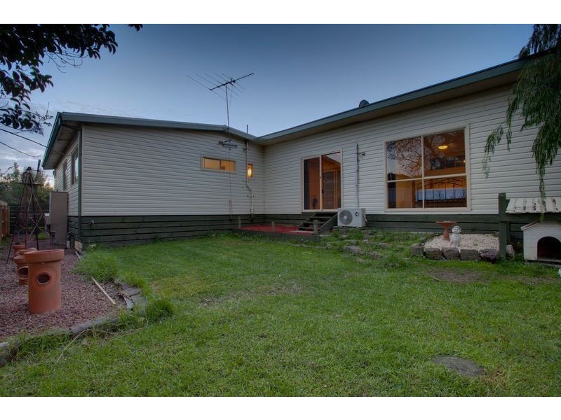 7 Suffolk Street, Wantirna South VIC 3152