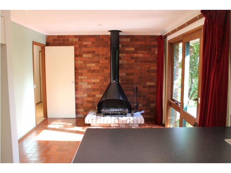 38 Nerissa Street, Ferntree Gully VIC 3156