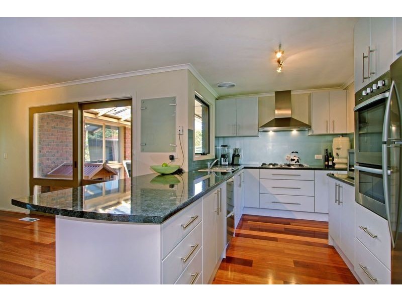 2 Twin Court, Ferntree Gully VIC 3156