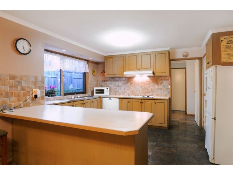 14 Rowland Court, Ferntree Gully VIC 3156