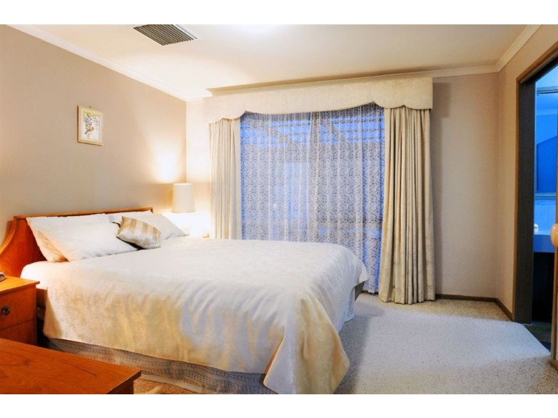 14 Rowland Court, Ferntree Gully VIC 3156