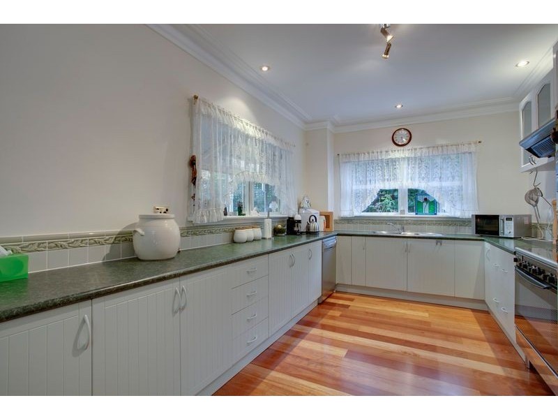 17 Clarkedale Rise, Kilsyth South VIC 3137