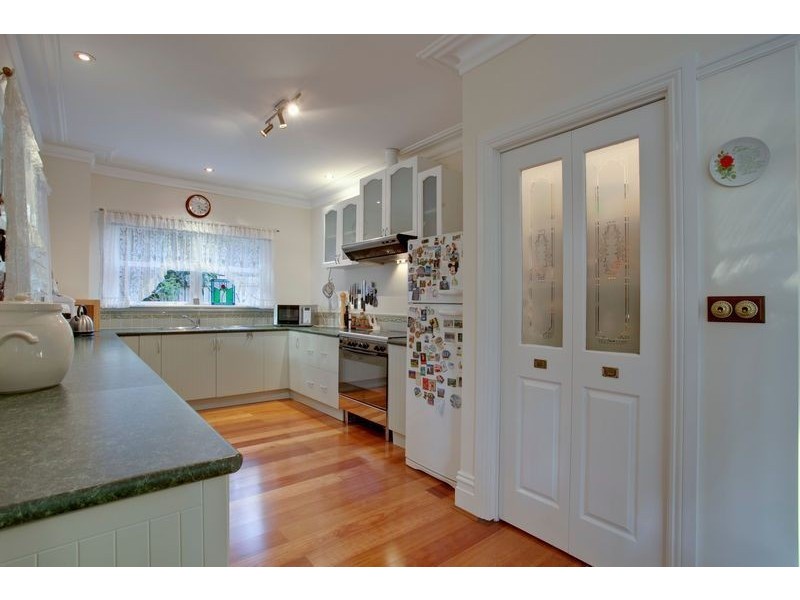 17 Clarkedale Rise, Kilsyth South VIC 3137