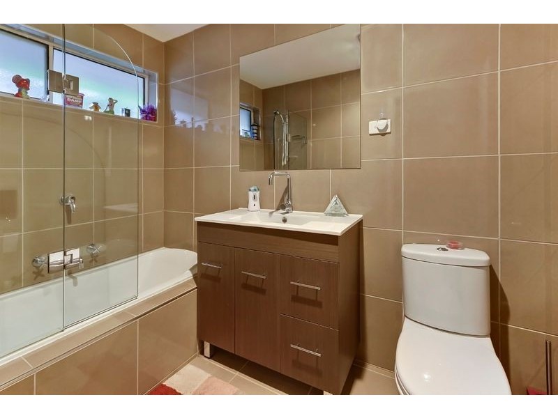 8 Treetop Drive, Kilsyth VIC 3137