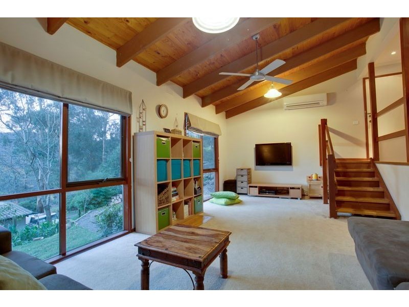 16 Gerratts Avenue, Upwey VIC 3158