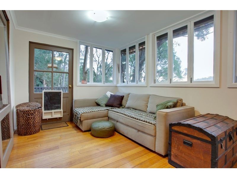 16 Gerratts Avenue, Upwey VIC 3158