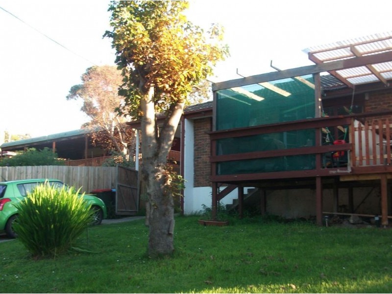 1/15 Bambury Place, Ferntree Gully VIC 3156