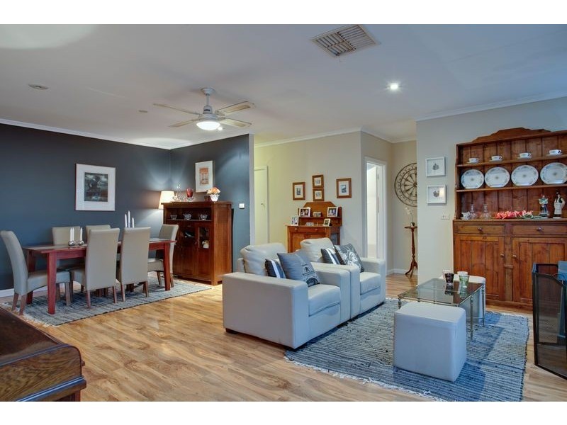 17 Laurel Avenue, Boronia VIC 3155