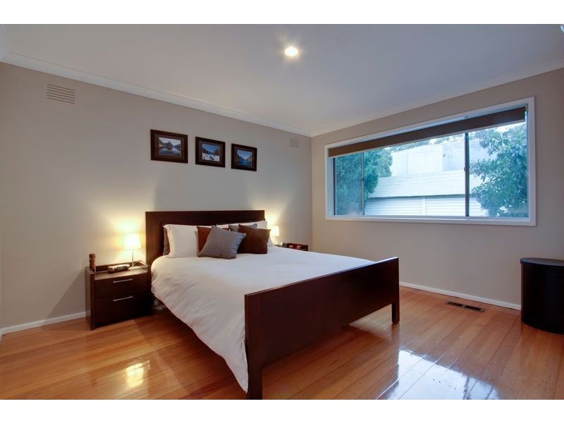 4 Cumberland Avenue, Bayswater VIC 3153