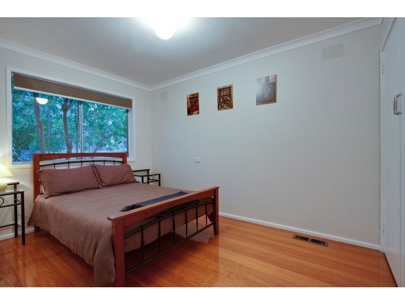 4 Cumberland Avenue, Bayswater VIC 3153