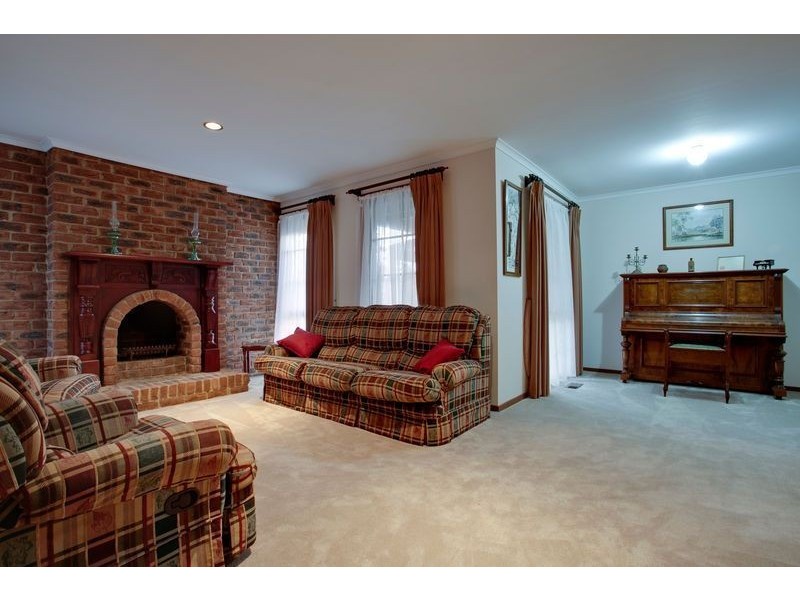 5 Emerald Court, Boronia VIC 3155