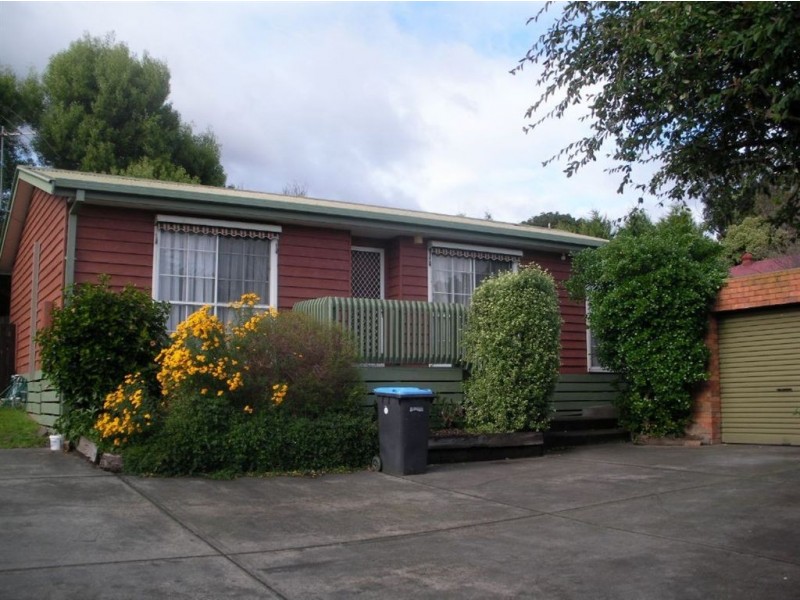 2/18 Moncoe Street, Boronia VIC 3155