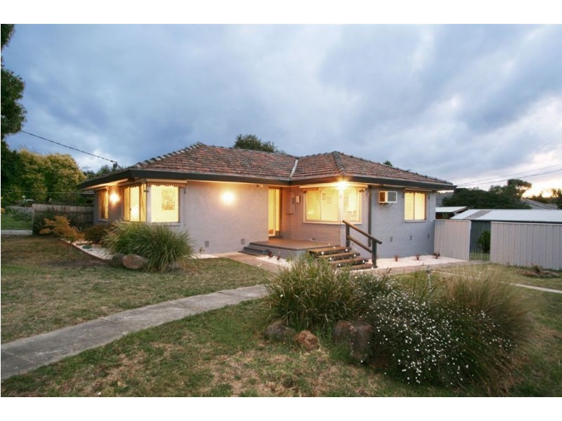 7 St. Andrews Road, Bayswater VIC 3153