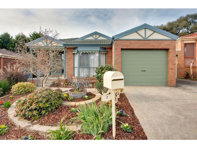 7/12 St Elmo Avenue, Ferntree Gully VIC 3156