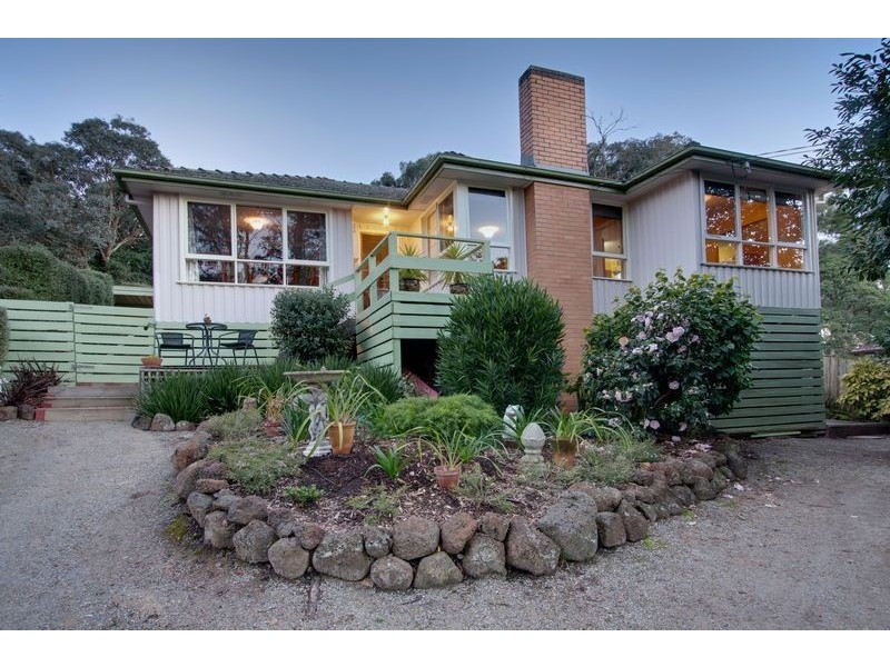 26 Robertson Crescent, Boronia VIC 3155