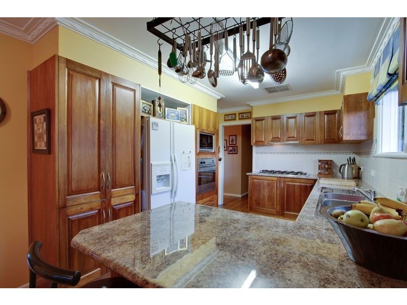 26 Robertson Crescent, Boronia VIC 3155