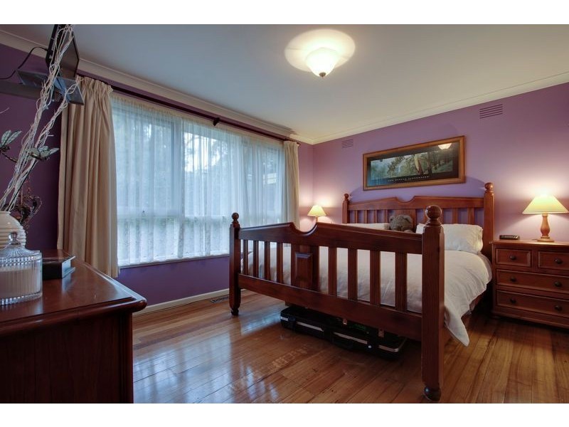 26 Robertson Crescent, Boronia VIC 3155