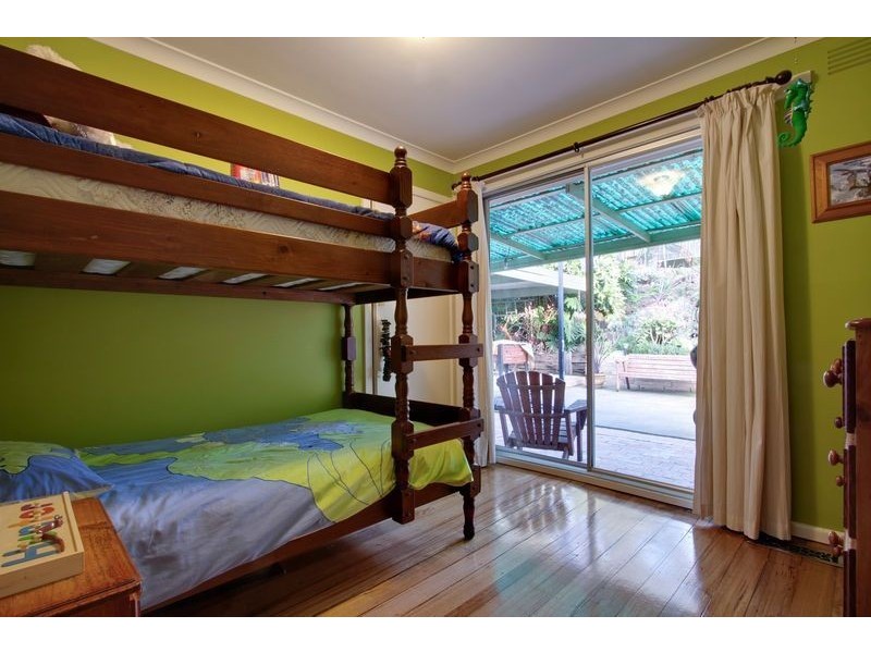 26 Robertson Crescent, Boronia VIC 3155