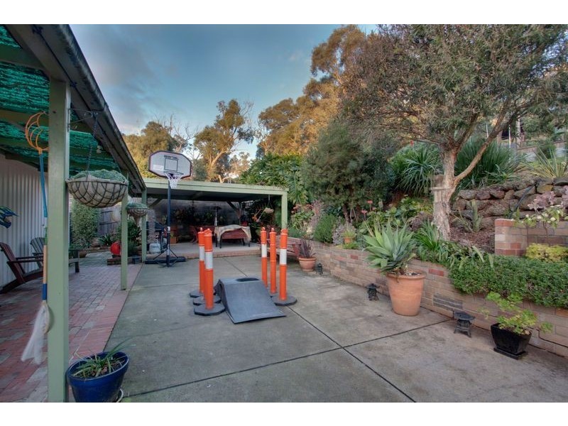 26 Robertson Crescent, Boronia VIC 3155