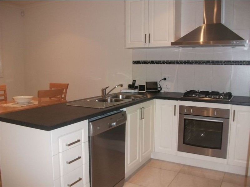 2/2 Henry Street, Boronia VIC 3155