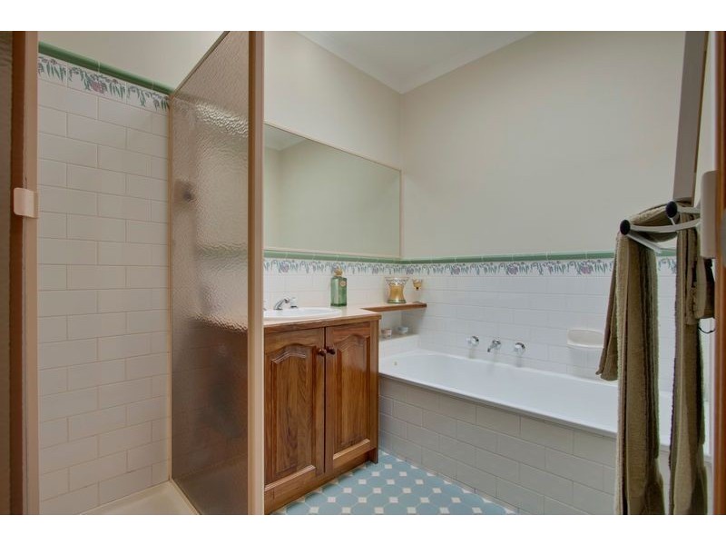 9 Clarkedale Rise, Kilsyth South VIC 3137