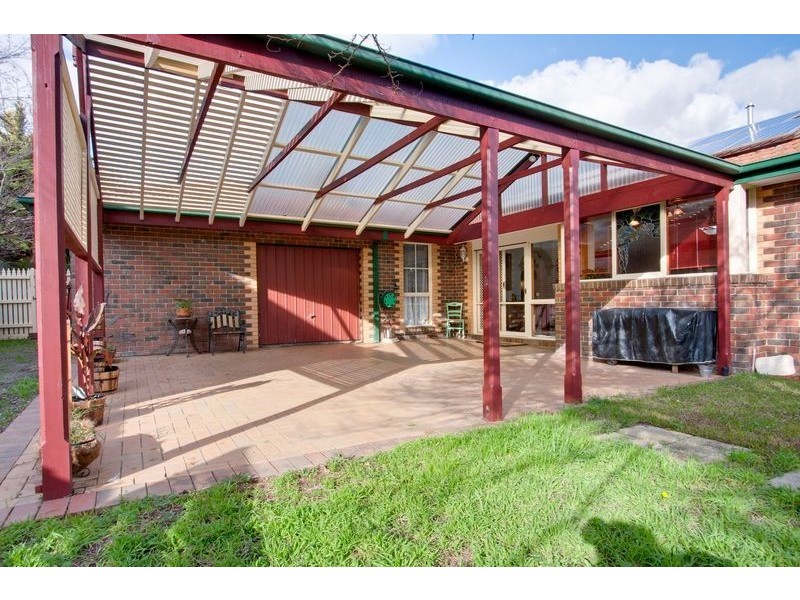 9 Clarkedale Rise, Kilsyth South VIC 3137
