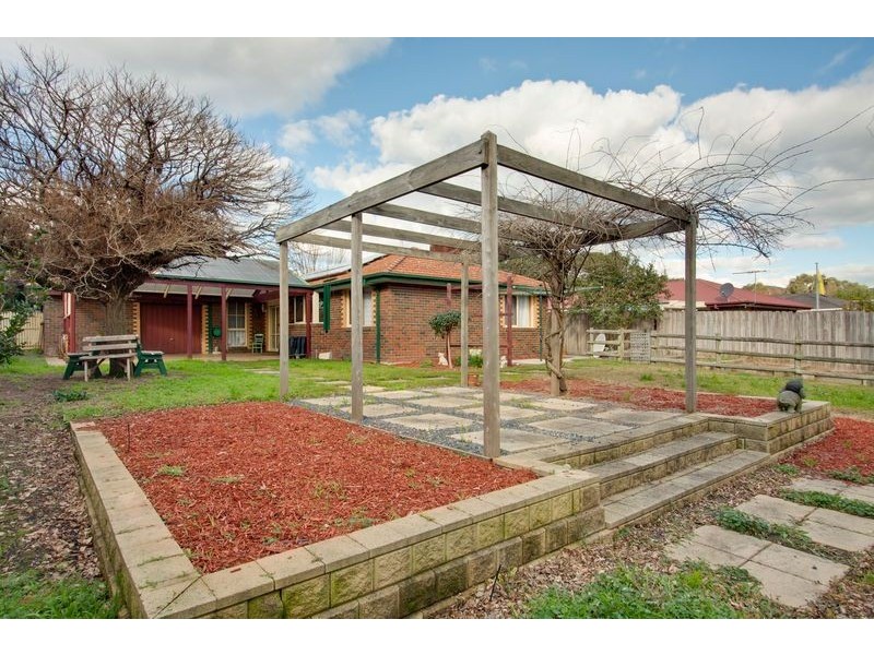 9 Clarkedale Rise, Kilsyth South VIC 3137