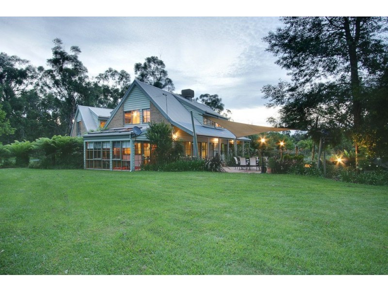 11 Lillypilly Lane, Kilsyth South VIC 3137