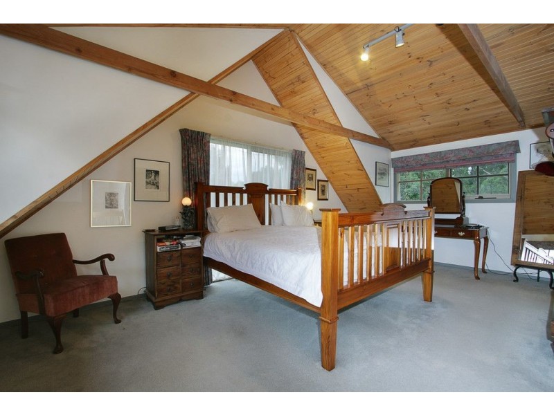 11 Lillypilly Lane, Kilsyth South VIC 3137