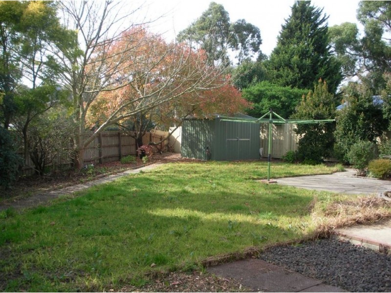 48 Mayfair Drive, Ferntree Gully VIC 3156