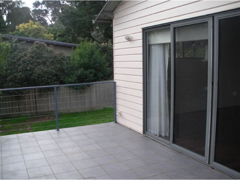 2B Newton Street, Ferntree Gully VIC 3156