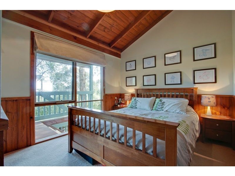 64 Bayview Crescent, The Basin VIC 3154