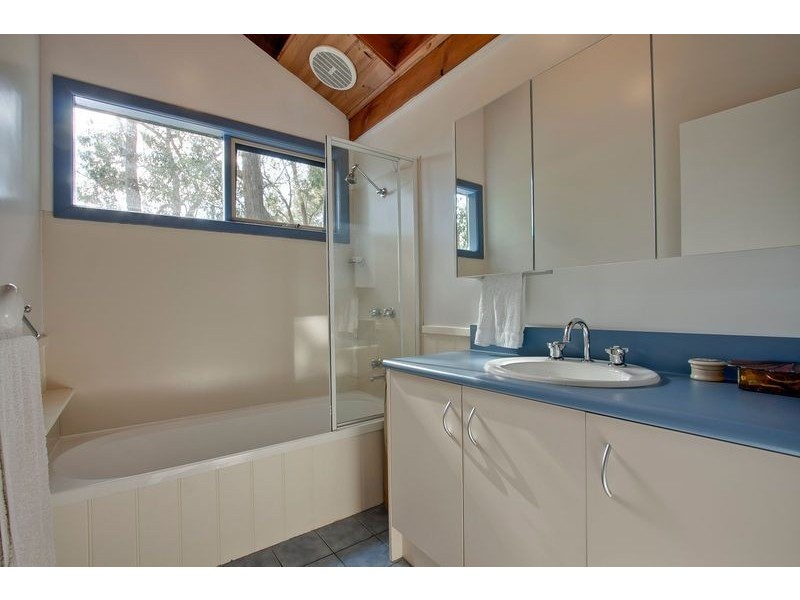 64 Bayview Crescent, The Basin VIC 3154