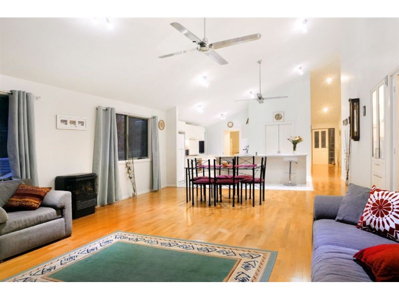 94 Claremont Avenue, The Basin VIC 3154