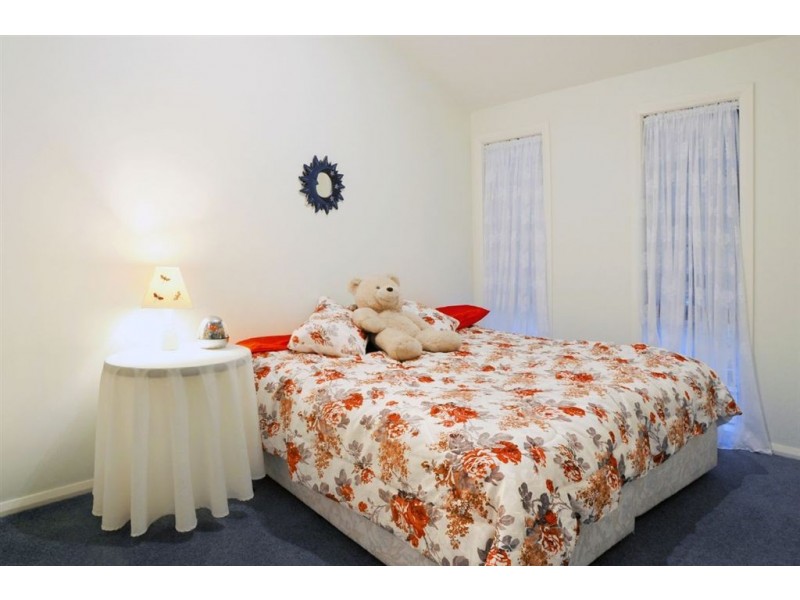 94 Claremont Avenue, The Basin VIC 3154