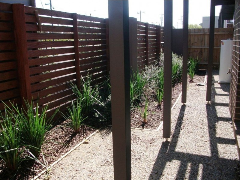 2/141 Stud Road, Wantirna South VIC 3152